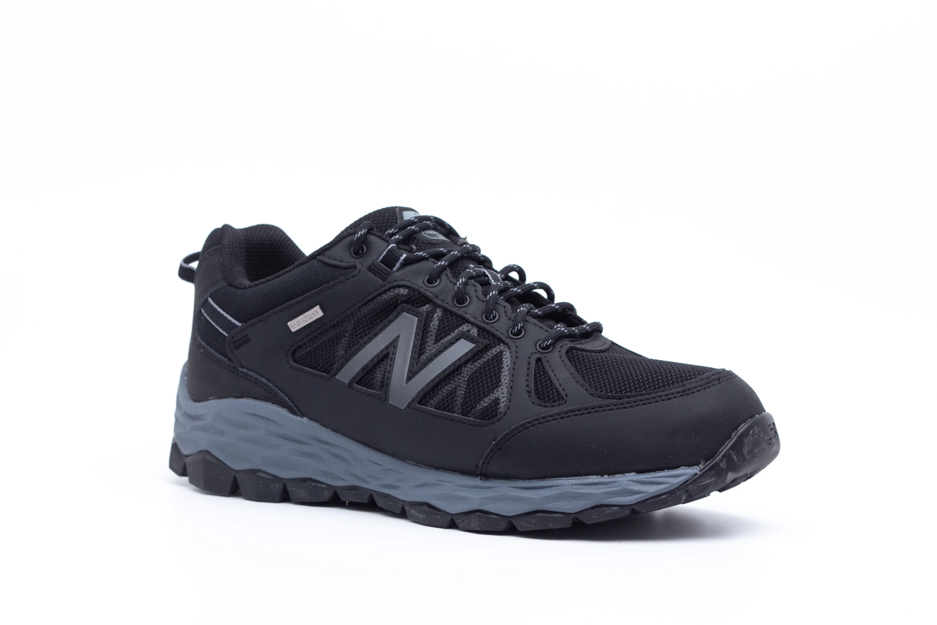 Men's Wide Fit Waterproof New Balance MW1350WL Walking Waterproof Fresh Foam Trainers - Image 5