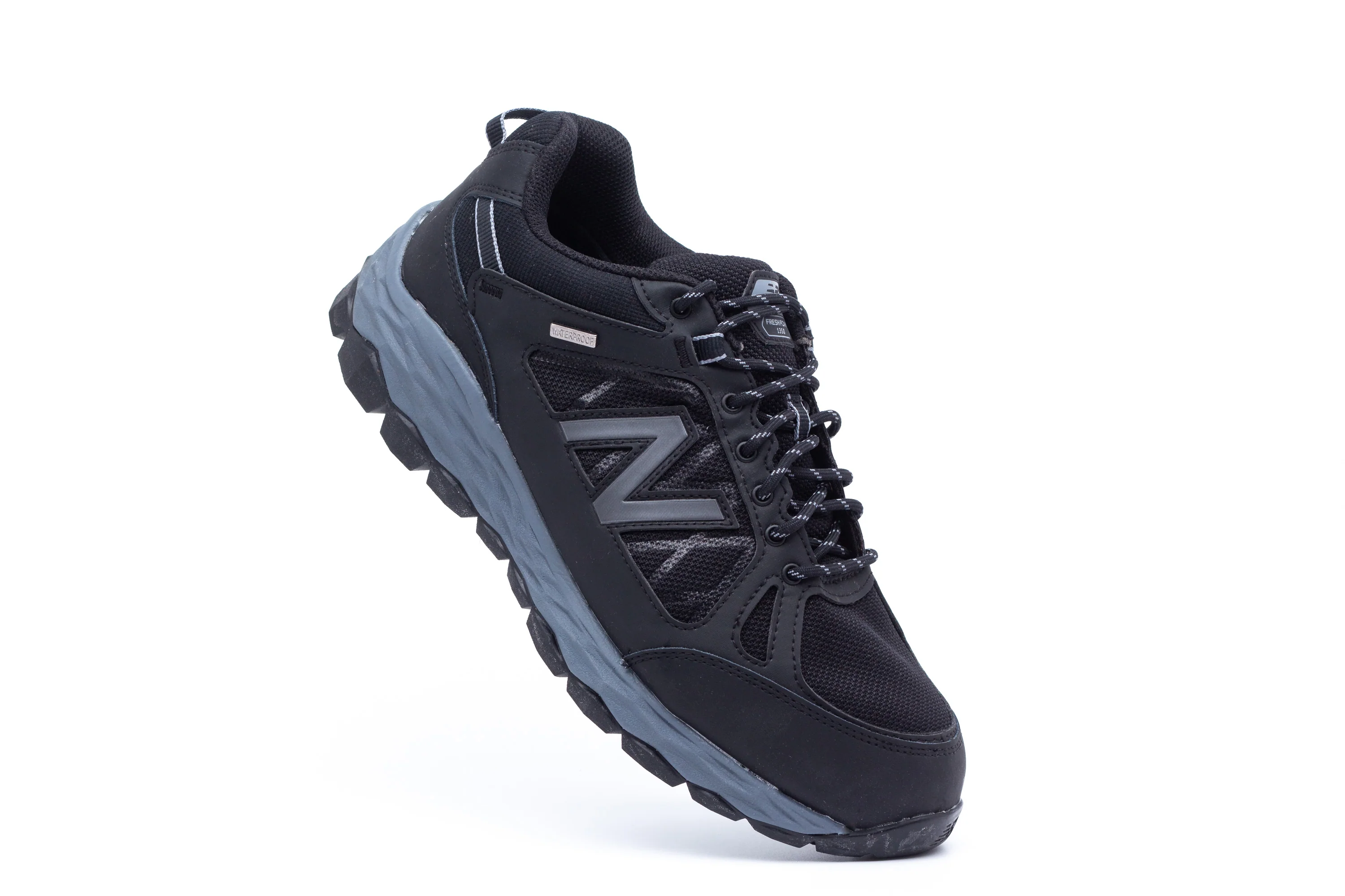 Men's Wide Fit Waterproof New Balance MW1350WL Walking Waterproof Fresh Foam Trainers - Image 8
