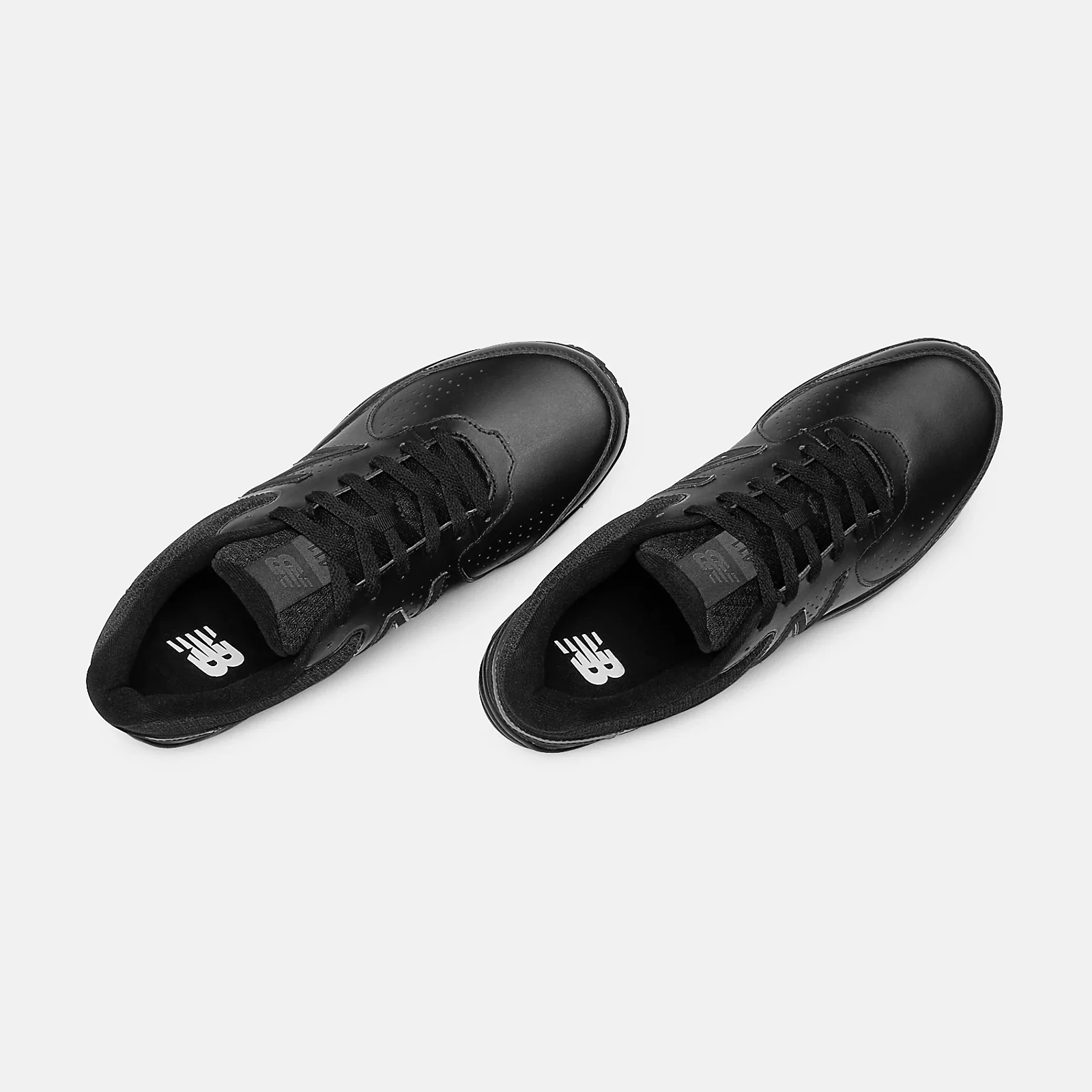 Mens Wide Fit New Balance MW411BK2 Trainers - Image 4