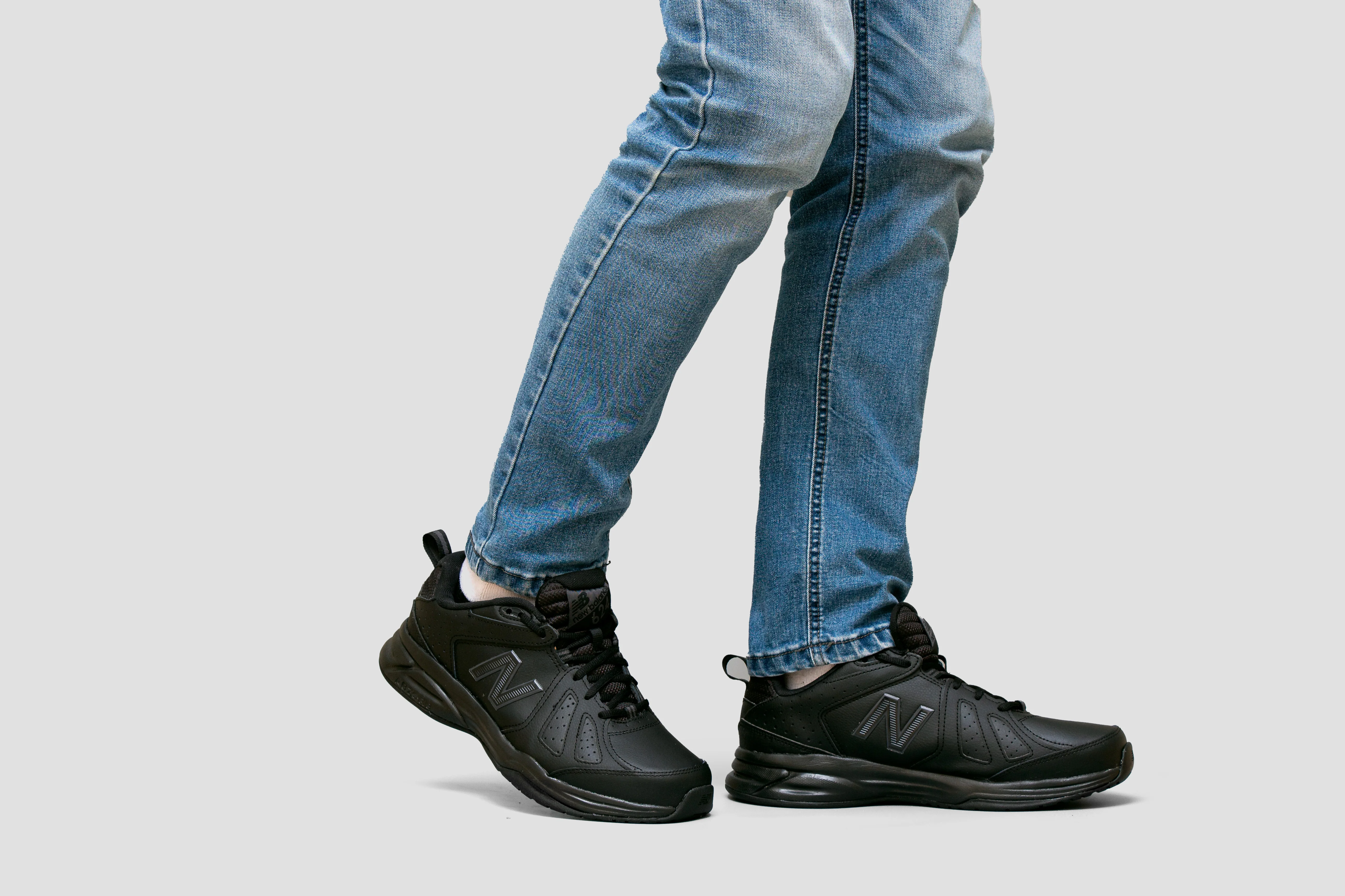 Mens Wide Fit New Balance 624V5 Black Trainers ABZORB - Image 10